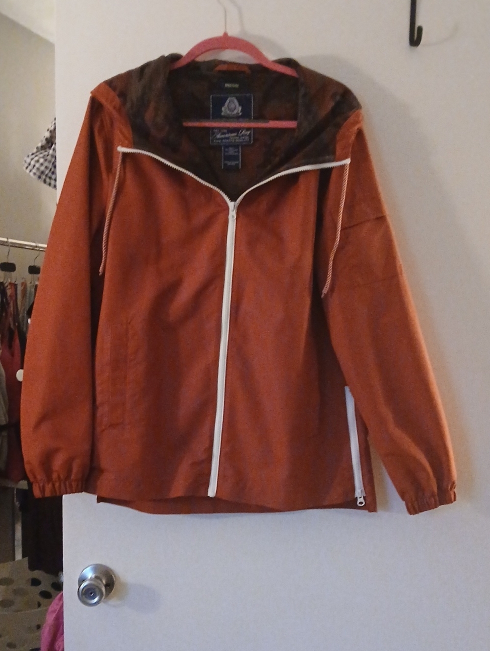 NWOT American Rag Womens Lightweight Rust Zip-Up Jacket Windbreaker with Hood
